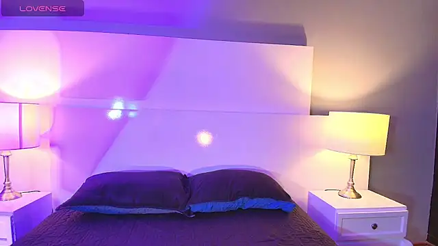 Tamaraakins online show from September 22, 2025, 12:22 pm