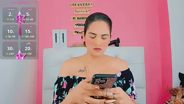 valentina princess  online show from August 2, 2026, 6:01 am