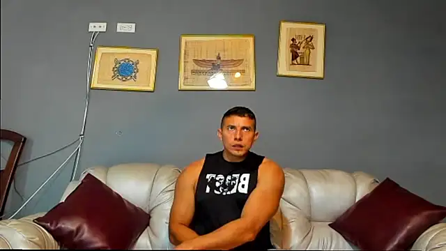 derekk frostt online show from November 28, 2025, 7:58 pm