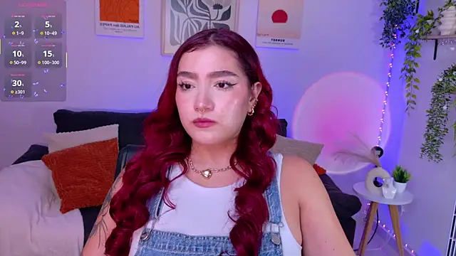 ViolettCastel online show from July 10, 2026, 10:54 pm