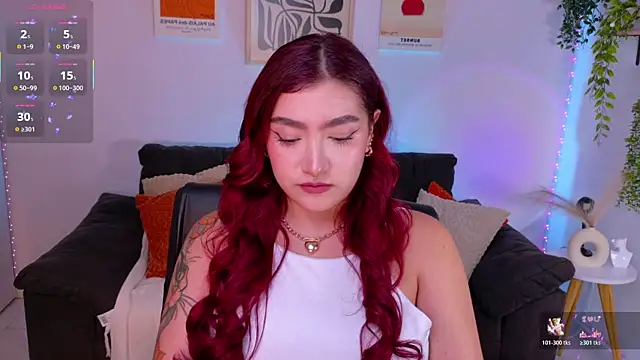 ViolettCastel online show from July 16, 2026, 12:07 am