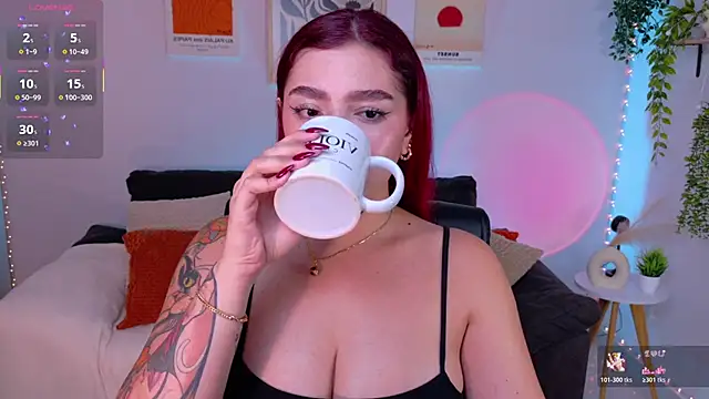 ViolettCastel online show from June 28, 2026, 12:39 am