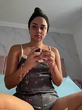 Kimmymadison- online show from July 17, 2026, 8:28 pm