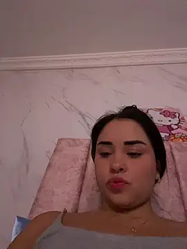 Kimmymadison- online show from April 17, 2026, 8:00 pm