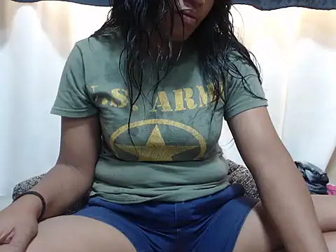 Linda sexy online show from April 27, 2026, 6:11 am