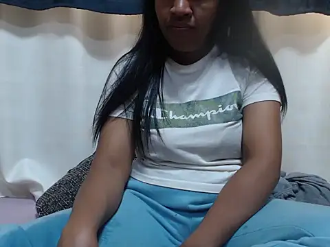 Linda sexy online show from June 15, 2026, 7:19 am