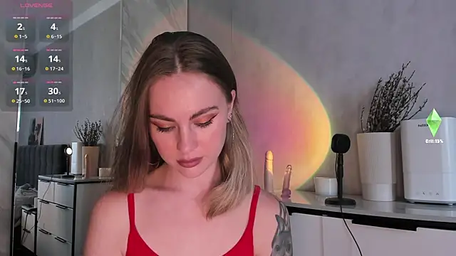 LoveGameSexx online show from October 4, 2025, 9:44 am