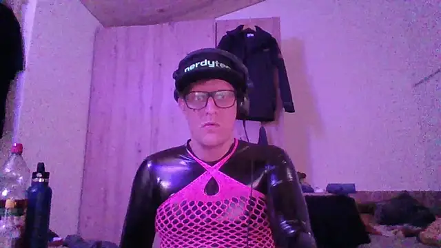 Bigthroaterboy online show from October 18, 2025, 3:41 am