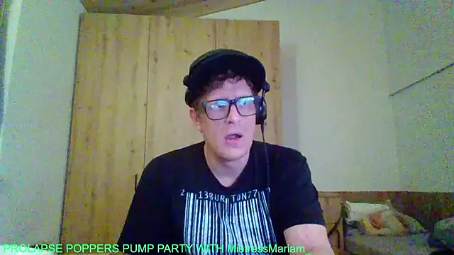 Bigthroaterboy online show from September 10, 2025, 4:55 am