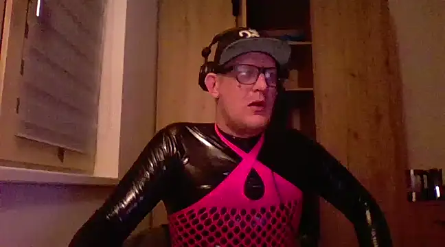 Bigthroaterboy online show from February 21, 2025, 7:43 pm