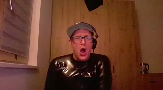 Bigthroaterboy online show from February 16, 2025, 12:52 am