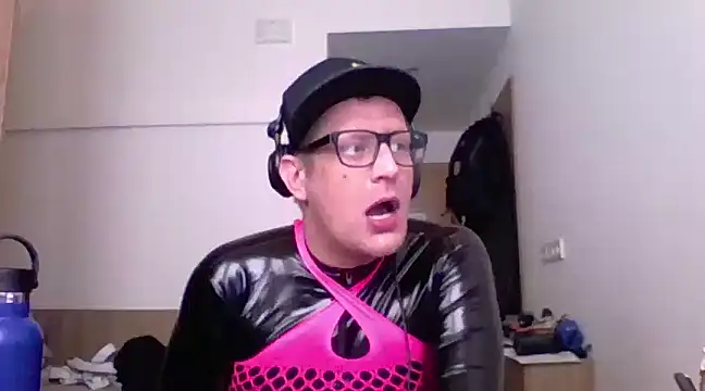 Bigthroaterboy online show from March 16, 2025, 1:17 pm