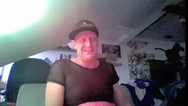 Bigthroaterboy online show from May 30, 2026, 3:35 am