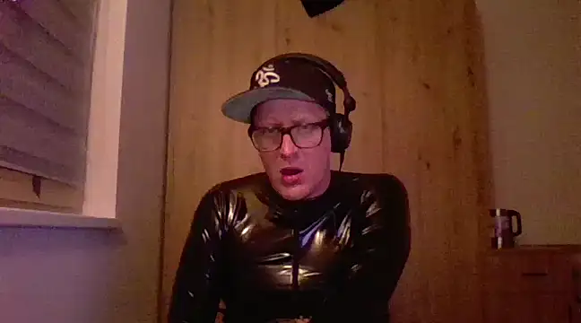 Bigthroaterboy online show from February 15, 2025, 9:49 pm