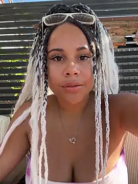 HaileyDiana online show from September 12, 2025, 1:00 pm