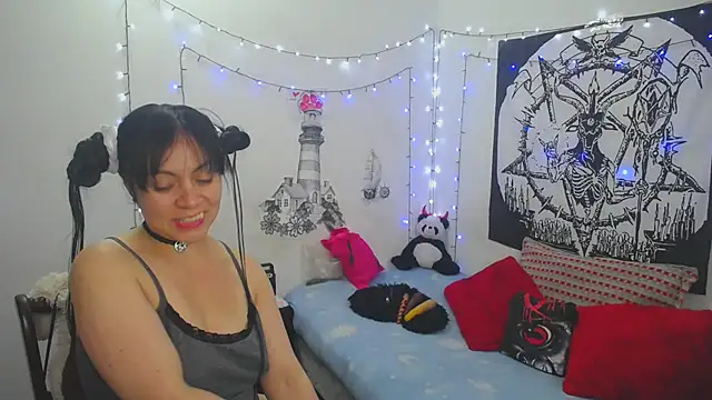 Snapshot of lili_peach chatting on February 11, 2025, 9:14 pm lili peach online show from February 11, 2025, 9:14 pm