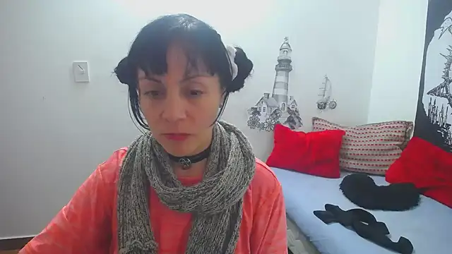 Snapshot of lili_peach chatting on March 6, 2025, 8:48 pm lili peach online show from March 6, 2025, 8:48 pm