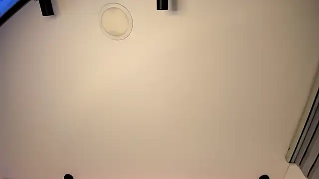 ANTONELLA  ROUSE  online show from March 9, 2025, 7:56 am