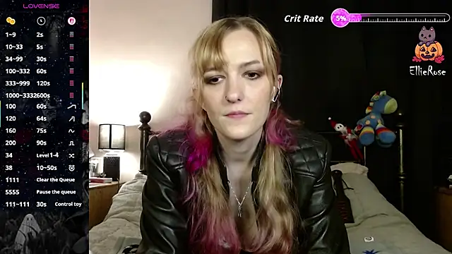 EllieeRose online show from June 13, 2026, 4:49 pm