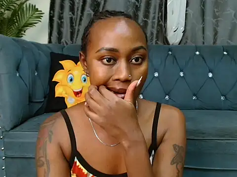 Snapshot of Miss_hot_candy chatting on March 8, 2025, 5:01 pm Miss hot candy online show from March 8, 2025, 5:01 pm