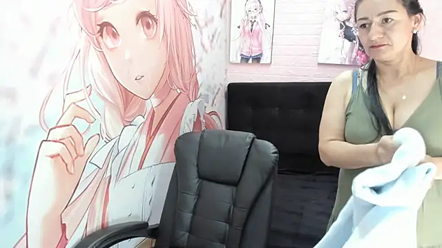 AllysonMilf69 online show from March 15, 2026, 2:35 pm