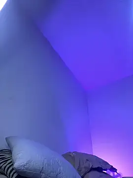 ANA CARTER online show from September 14, 2025, 8:42 pm