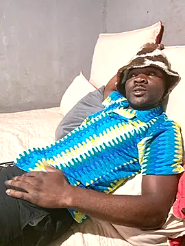 Petrossa online show from December 18, 2025, 11:58 am