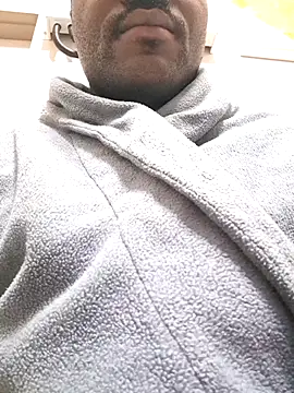 Petrossa online show from November 18, 2025, 2:38 am