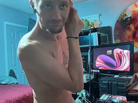 trash4cash online show from May 6, 2026, 8:13 pm