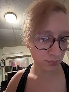 Snapshot of YandereDemon chatting on March 14, 2026, 9:43 pm YandereDemon online show from March 14, 2026, 9:43 pm