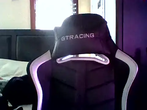 Snapshot of YandereDemon chatting on January 4, 2025, 7:55 pm YandereDemon online show from January 4, 2025, 7:55 pm