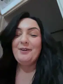 ninusbabee online show from December 6, 2024, 9:40 pm