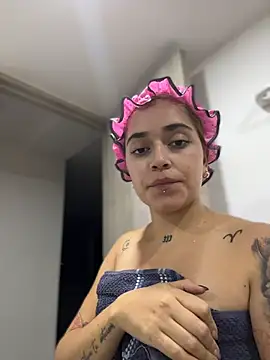 JoselinFlower  online show from February 3, 2026, 6:40 am