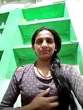 Baby  Shreya online show from April 23, 2026, 10:44 am