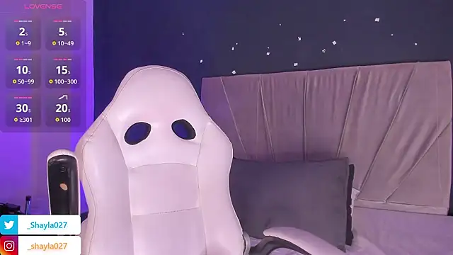 Shayla27 online show from February 25, 2026, 1:11 pm