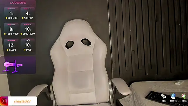 Shayla27 online show from February 21, 2025, 1:22 pm