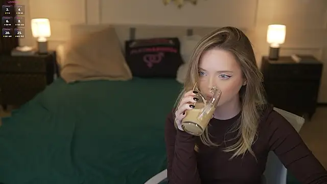 Snapshot of Cassy-Celestial_ chatting on March 6, 2026, 7:58 am Cassy-Celestial online show from March 6, 2026, 7:58 am