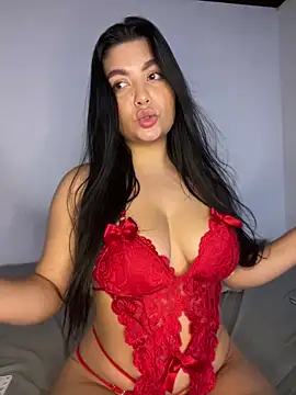 Snapshot of DashaStar chatting on February 16, 2025, 11:39 pm DashaStar online show from February 16, 2025, 11:39 pm