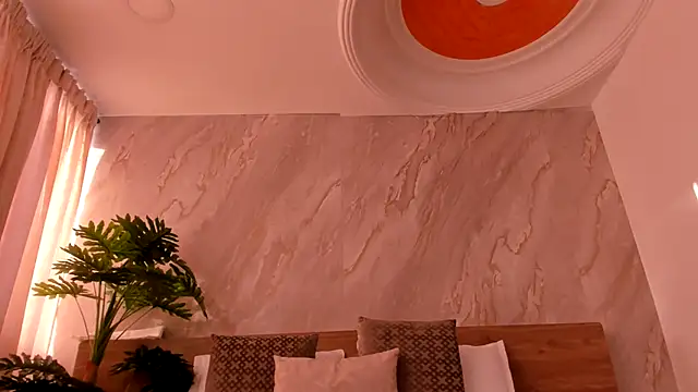 emily hunter12 online show from November 27, 2025, 11:54 am