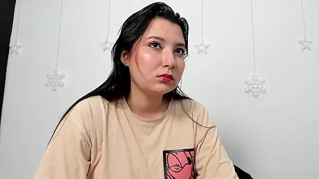 Snapshot of cami-01 chatting on February 28, 2026, 8:41 pm cami-01 online show from February 28, 2026, 8:41 pm