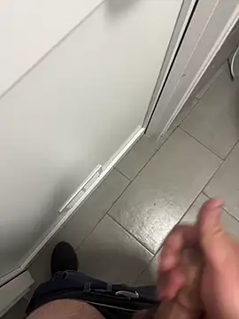  themask  online show from February 17, 2025, 9:10 pm