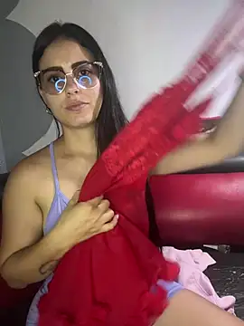 Snapshot of Azuna25 chatting on February 26, 2026, 7:58 pm Azuna25 online show from February 26, 2026, 7:58 pm