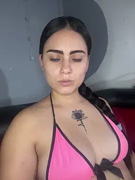 Azuna25 online show from May 30, 2026, 7:41 pm