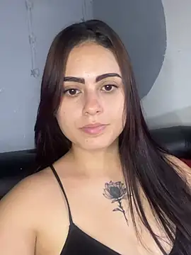Azuna25 online show from June 7, 2026, 1:00 am