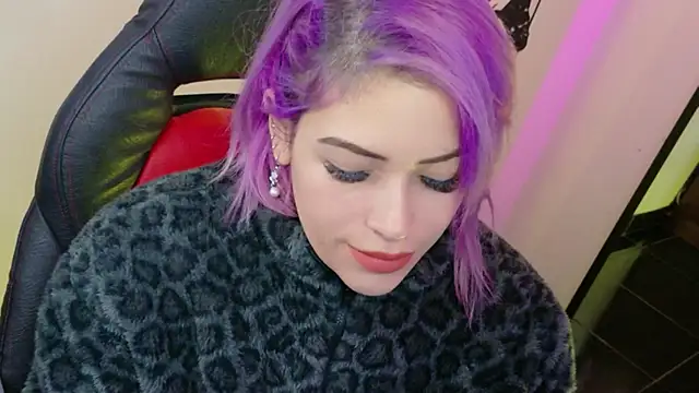 Natalia Montoya online show from June 14, 2026, 3:19 am