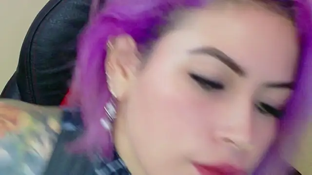 Natalia Montoya online show from June 12, 2026, 6:33 am