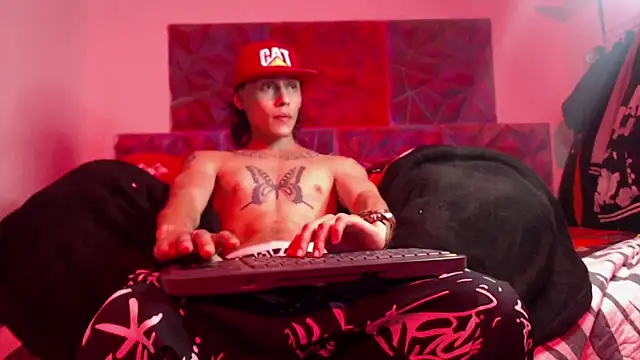 bix couples online show from December 21, 2025, 4:36 am