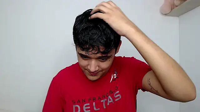 kaiine190 online show from October 11, 2025, 9:27 pm