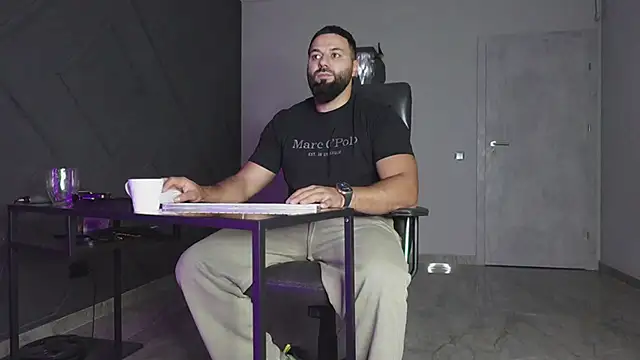 mattmasterss online show from October 18, 2025, 5:59 pm