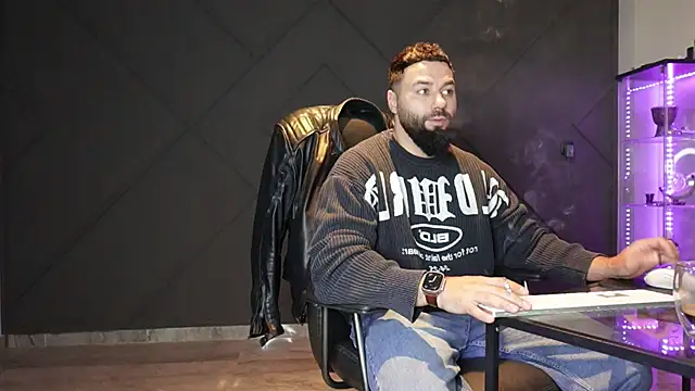 mattmasterss online show from April 27, 2026, 6:28 pm
